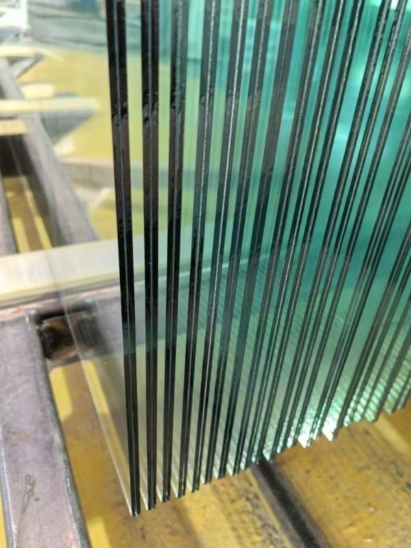 6.38/8.38/10.38/12.38 mm Edge Polished Clear or Colored Safety Laminated Glass (경비용 유리)